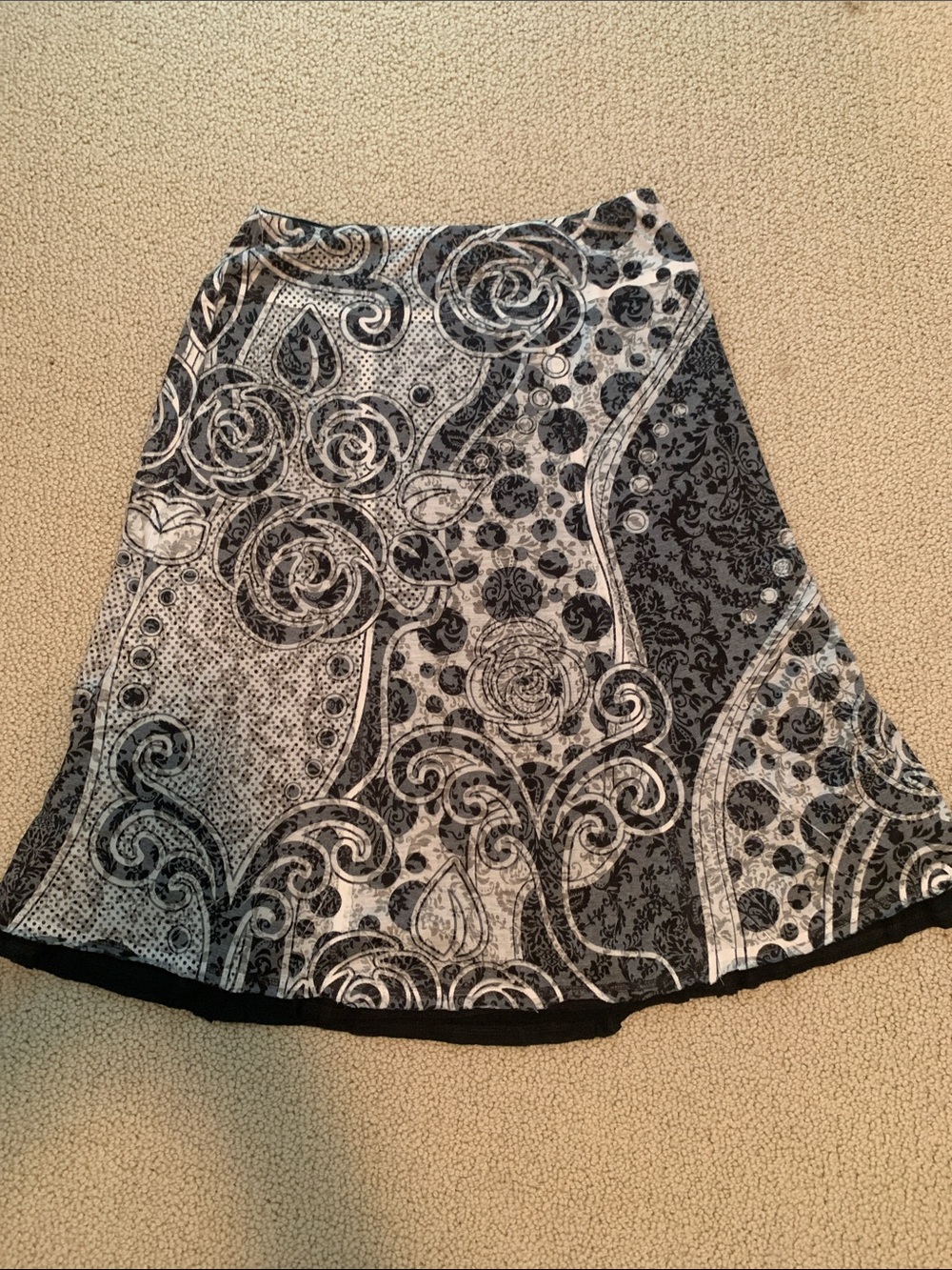 Reversible Size Large Black & White Patterned A-Line Women's Skirt